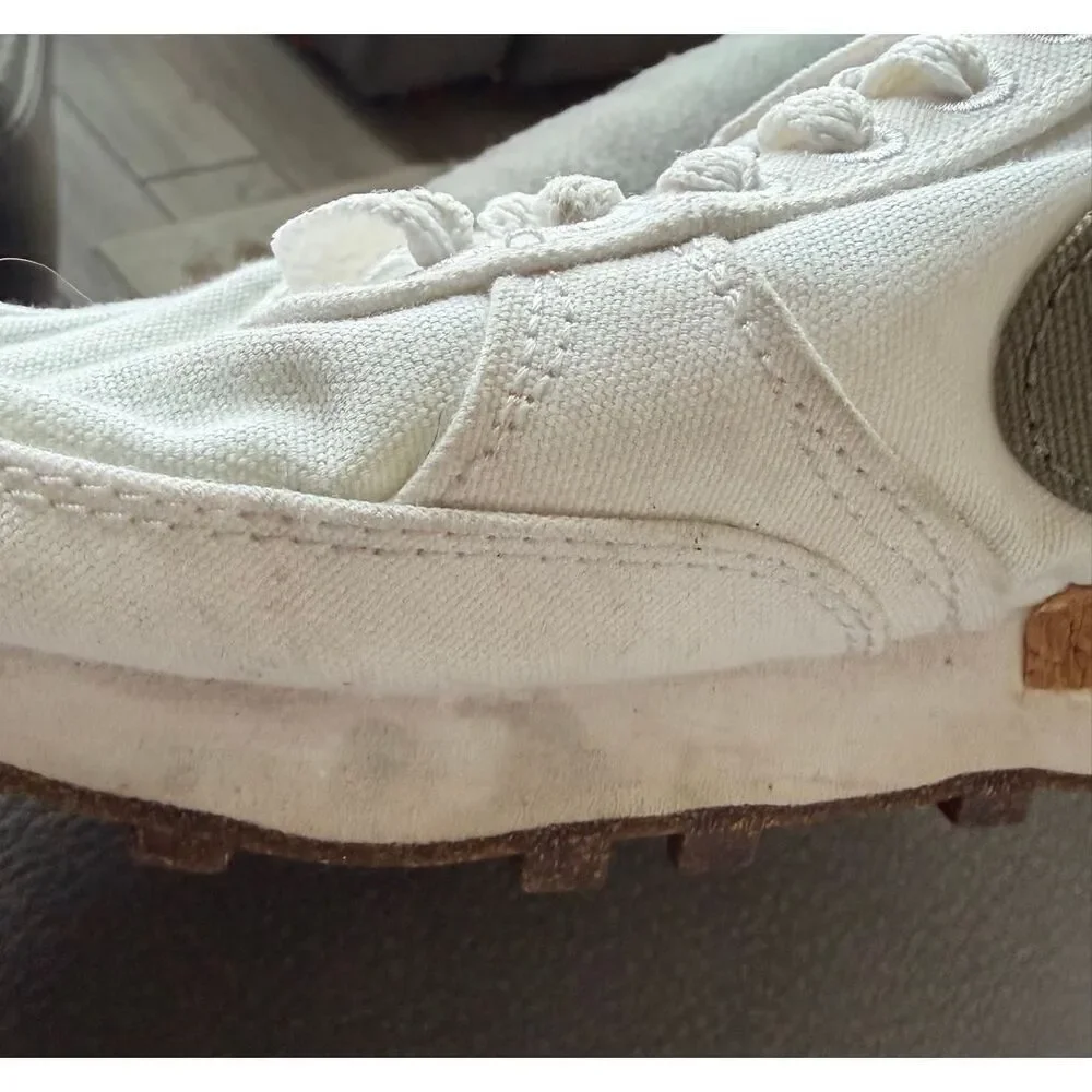 Nike DBreak-Type Pagoda